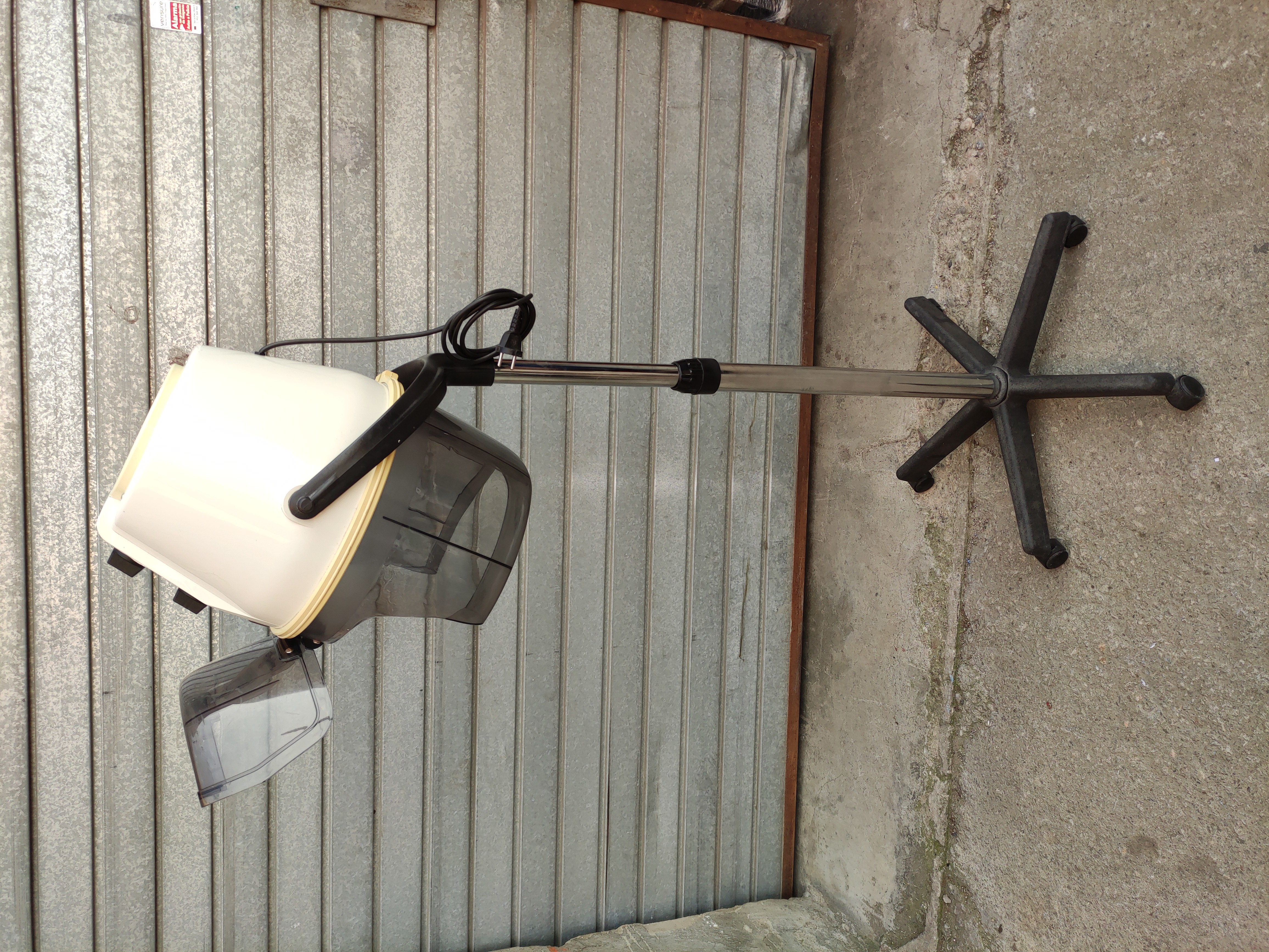 secador pelo peluqueria _pie ruedas altreg 130-154 1u